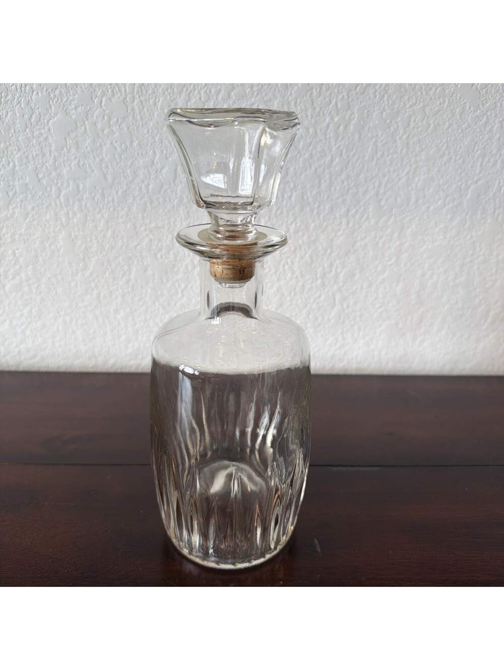 Vintage Walkers Deluxe Round Cut Glass Whiskey Bourbon Decanter & Cork Stopper